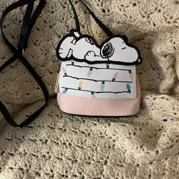 Peanuts | Bags | Snoopy Peanuts Holiday Light Dog House Purse Bag Pink ...